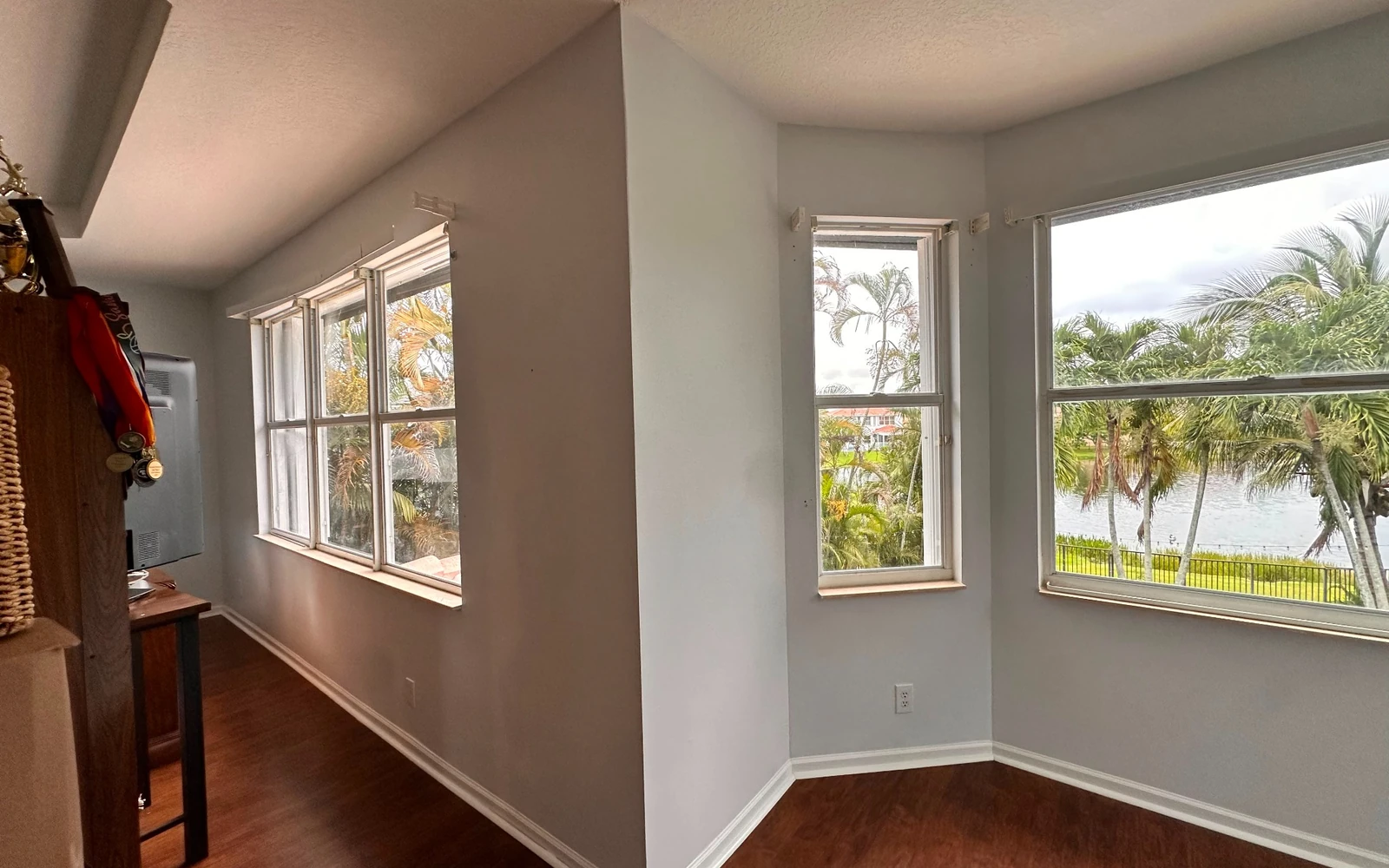 Finished waterfront interior painting project